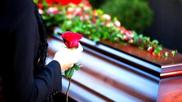 znamení v den pohřbu 