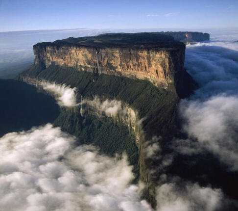 Děsivá plošina Roraima - obrovská umělá pyramida?