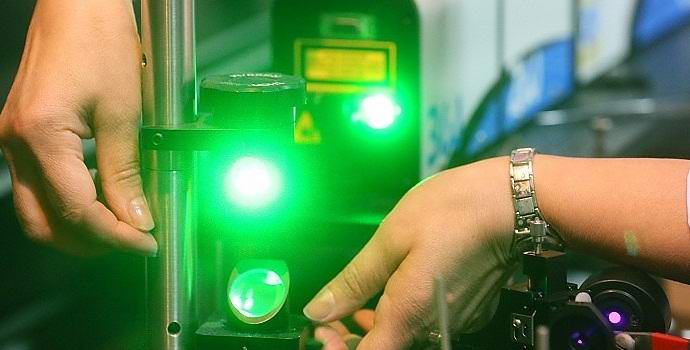 Rusští vědci vyvinuli paprsek pro nabíjení baterií