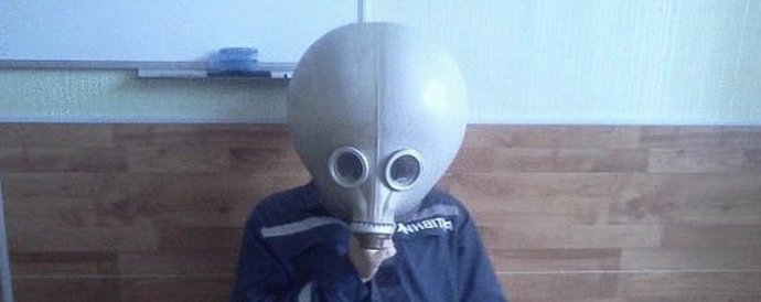 Nejvíce páchnoucí látkou vytvořenou člověkem je thioaceton.