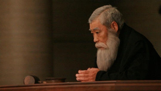 Ace-Attorney-Japanese-film-game-adaptace-by-Takashi-Miike-NYAFF-Japan-Cuts-2012-Akira-Emoto-620x