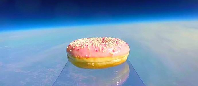 Švédům se podařilo vypustit koblihu do vesmíru