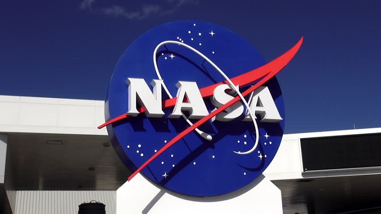 Scott Waring obvinil NASA z retušování obrázků z vesmíru