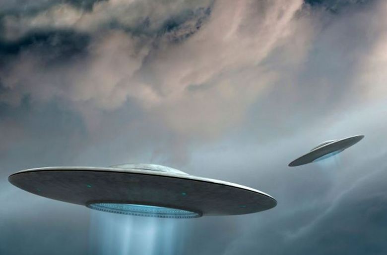 Sloučení dvou UFO - nejvzácnější video