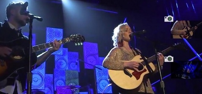 Podívejte se na video - z různých úhlů