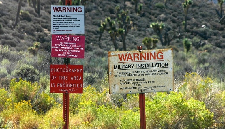 Stovky tisíc hledačů pravdy jsou připraveny na bouři.