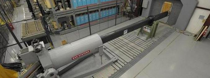 USA dokončily testování nových zbraní pro námořnictvo - železniční zbraň