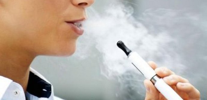 Měl bych přejít na elektronické cigarety?