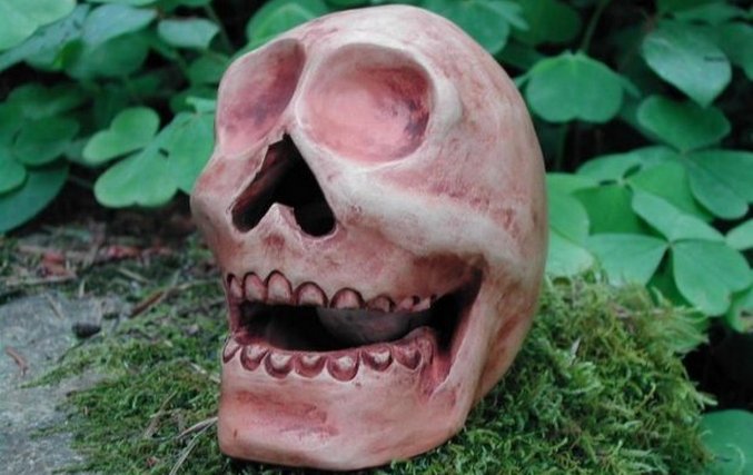 Aztécký pískat - hrůza a nic víc!