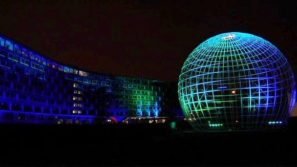 Nyní všichni žijeme v roce světa