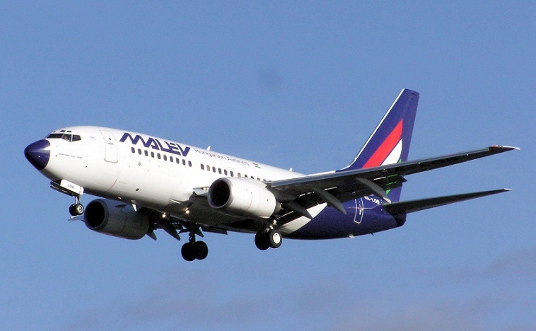 Nebezpečné trhliny nalezené v letadle Boeing