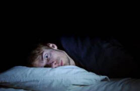 Vědci řekli, jak se liší noční můry mužů a žen.