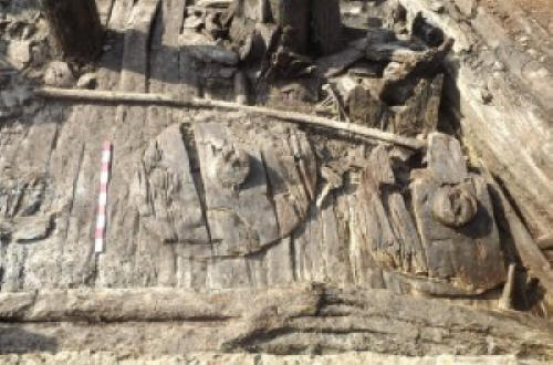 Kolečka kočárů nalezená v Gruzii v pohřebišti z doby bronzové. Fotografie: Gruzínská národa lMuseum