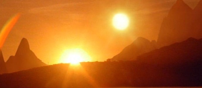 V dávné minulosti lidé sledovali dvě slunce.