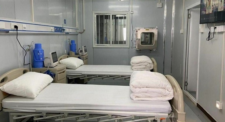 V čínské nemocnici, kde byli léčeni lidé léčeni koronaviry, pacienti skončili.