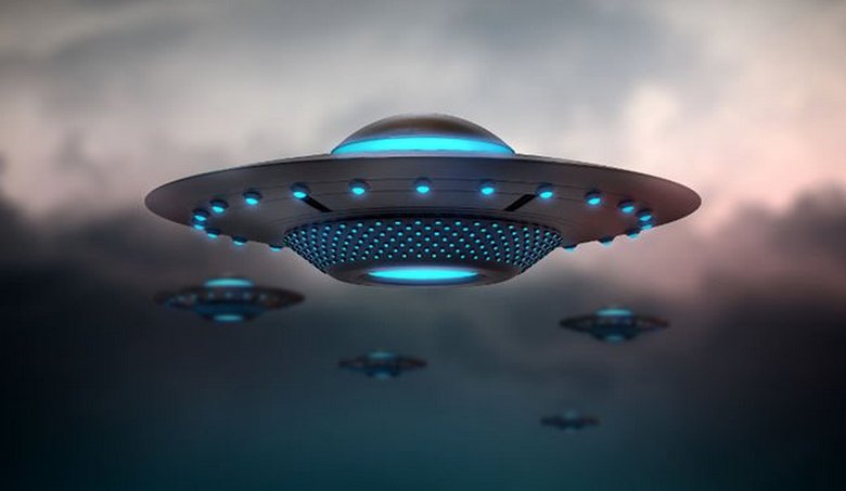 Na obloze nad Seattle fotografoval skupinu UFO