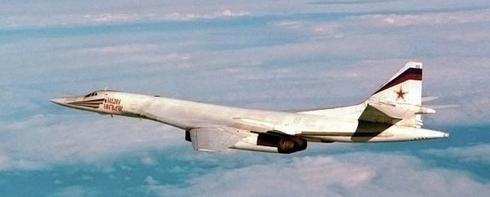 Rusko se rozhodlo obnovit výrobu bombardérů Tu-160