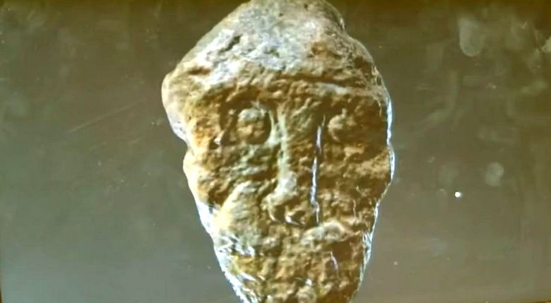 Tajemná socha objevená v Severní Karolíně