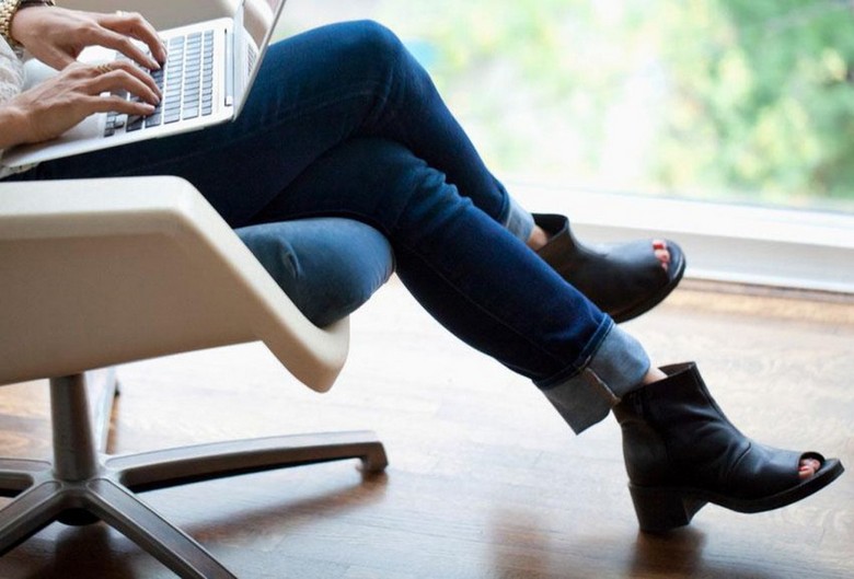 Křečové žíly a celulitida: příčinou je špatný zvyk