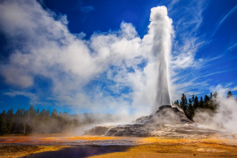 Webkamery Yellowstone Park vysílají tajemné události