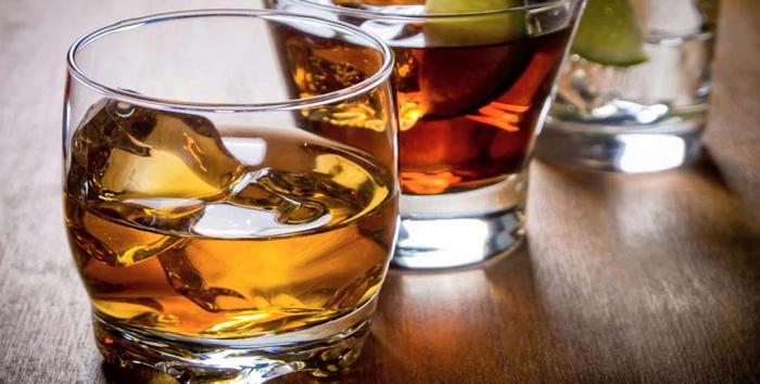 Trpící vášeň kolem nového alkoholu