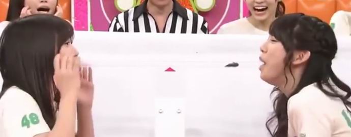 Polykání japonského švába šokovalo síť