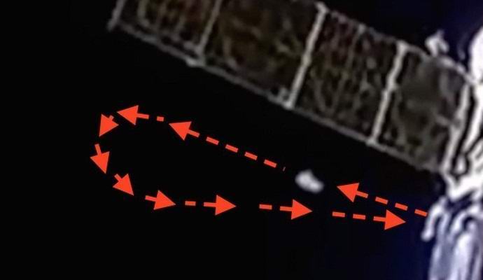 Astronauti nedávno sledovali mimozemšťané.