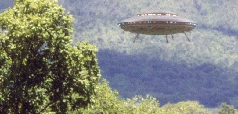 Obyvatelé Indonésie sledovali velký disk na obloze